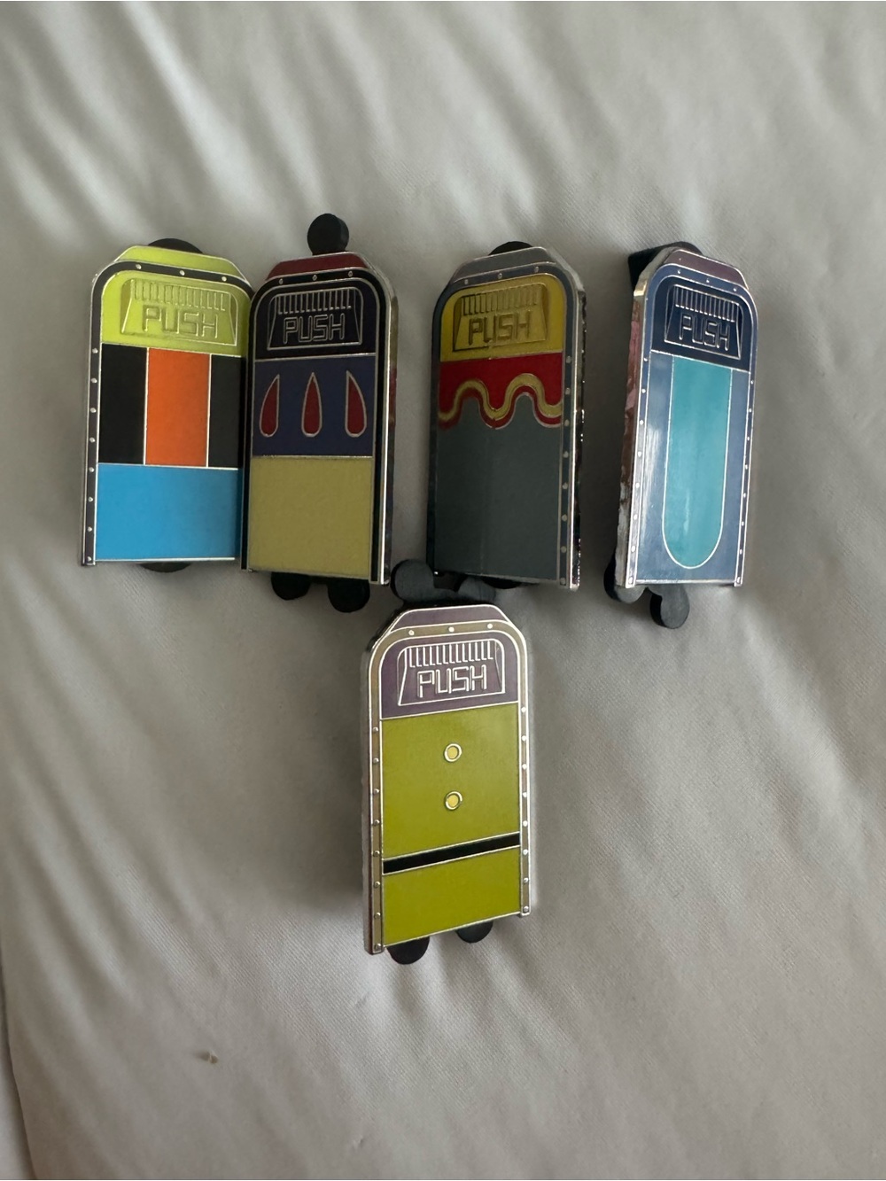 Set of 5 Disney Character Trash Bin Mystery Pins - Picture 2 of 12
